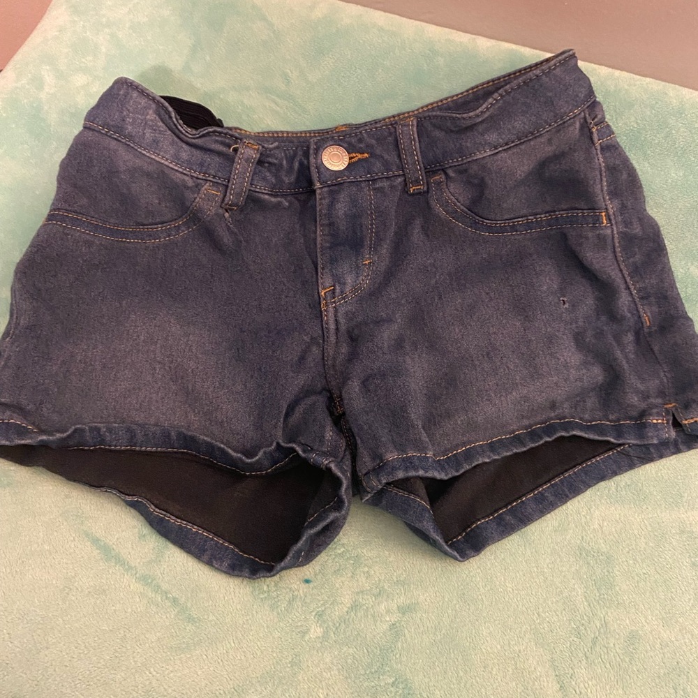 Levi girls shorts